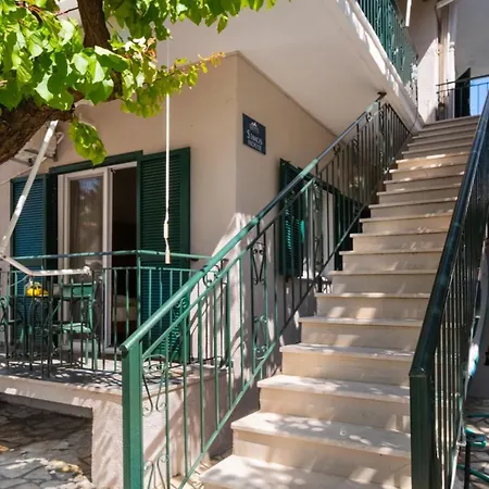 Apartment Club - 1 *