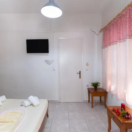 Club - 1 Apartment Nikiana